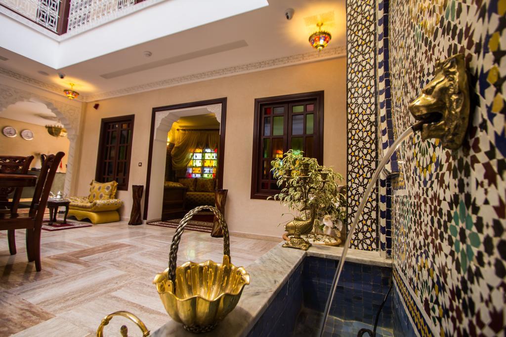 Hotel Blue Sky เฟส ภายนอก รูปภาพ
